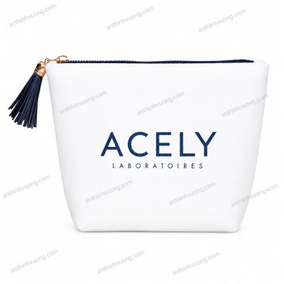 #1 Túi mỹ phẩm Vichy – dùng làm quà tặng